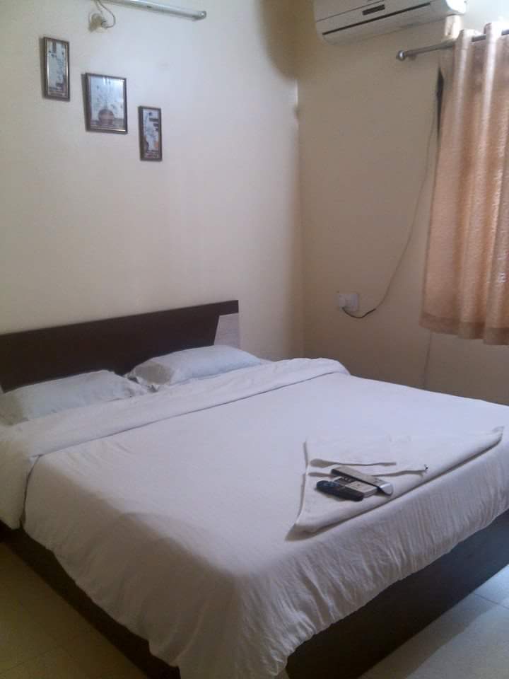 IPRASS Service Apt Aundh-3BHK